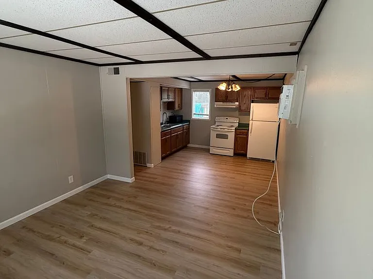 3948 Winona Way — Photo 2