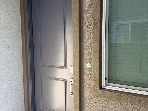 (undisclosed Address), Las Vegas, NV 89143