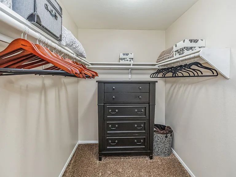 Summer Trace Apartments — Photo 14