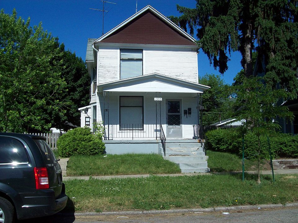 1st image of 1333 Quarry Ave NW