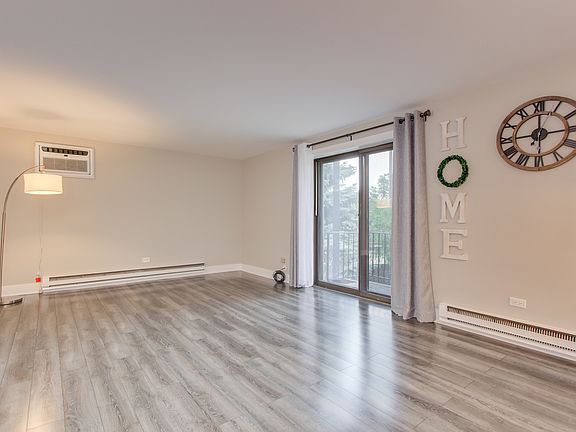 5th image of 2218 N Newland Ave APT 208