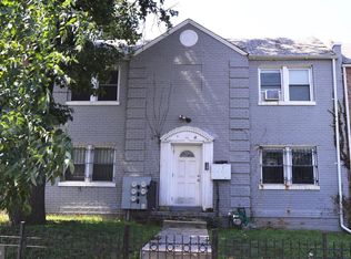 1233 Raum St NE APT 3, Washington, DC 20002