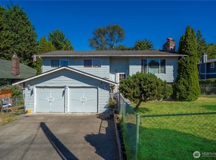 1710 Talbot Rd S, Renton, WA 98055