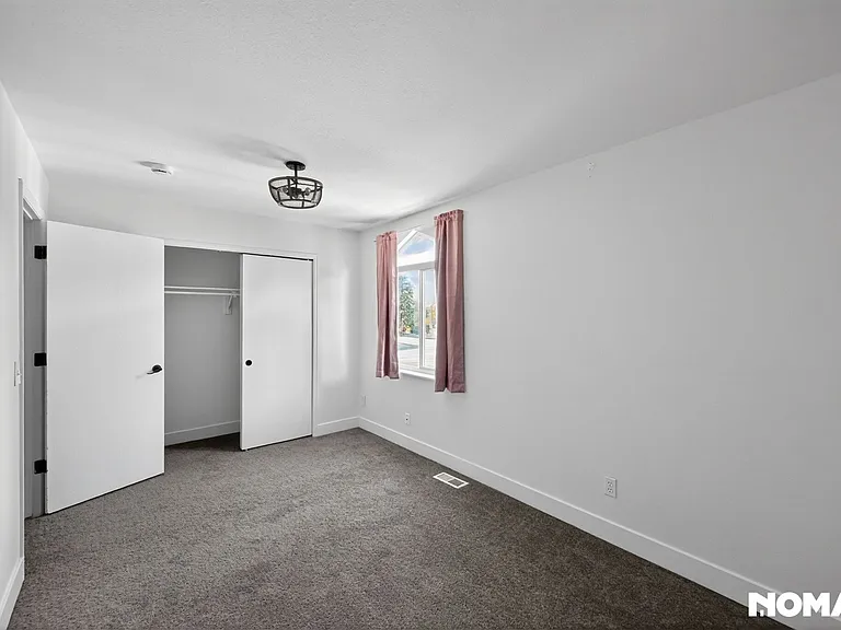 233 S Nome St — Photo 14
