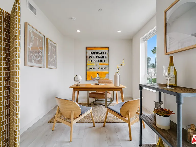 1021 S Shenandoah St #501 — Photo 6