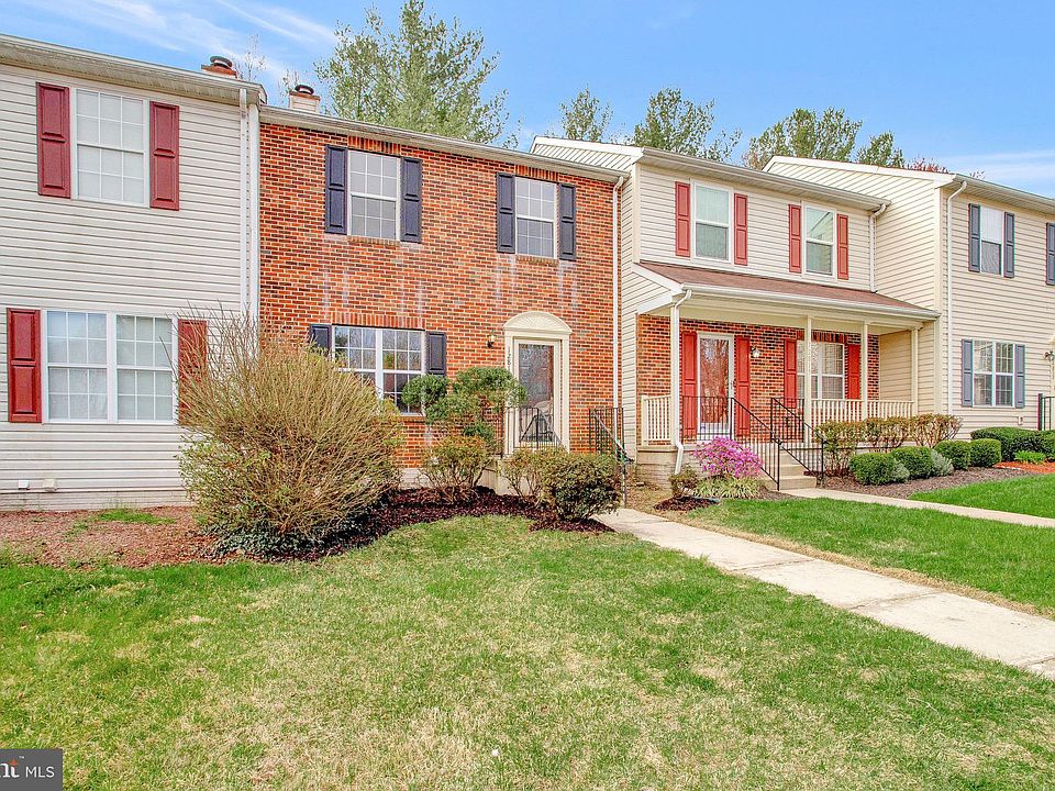 1st image of 12817 Carousel Ct