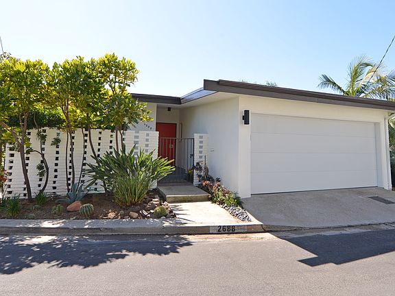 2nd image of 2688 Banbury Pl