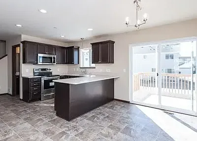 3 bed, 1.5 bath, 1566 sqft, $2,300 — Photo 3