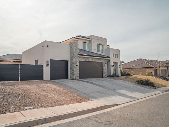 2nd image of 1322 E Toliman Way