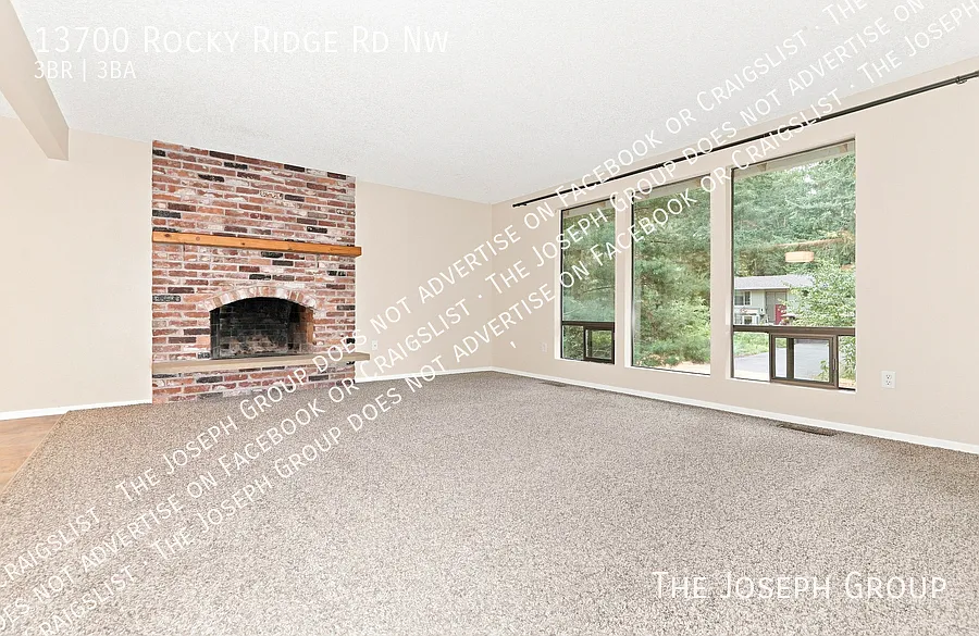 Wonderful 3-Bed Silverdale Home — Photo 2