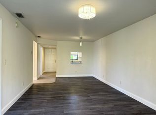 130-136 Cape Coral Pkwy W #4, Cape Coral, FL 33914