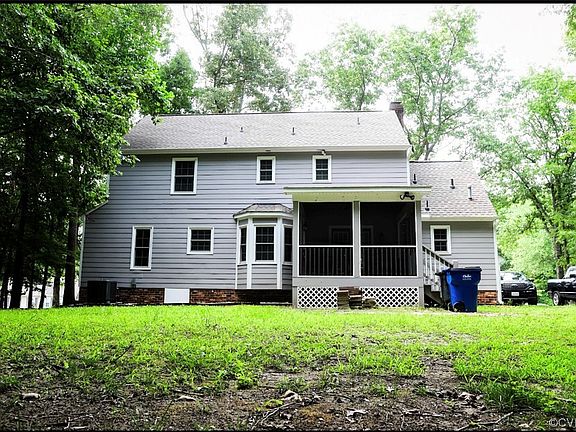 4th image of 410 Derbycreek Ln