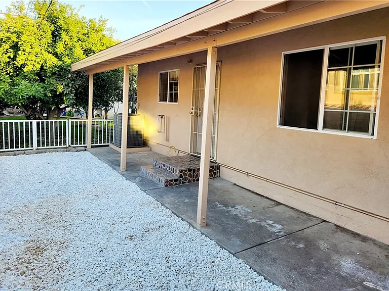 2203 Robruce Ln — Photo 7