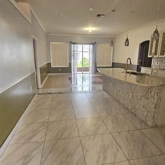 807 Massy Ct — Photo 7