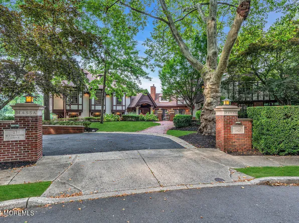 27 Buttonwood Drive, Shrewsbury Boro, NJ 07702