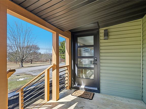 3rd image of 296 Leidy Ln