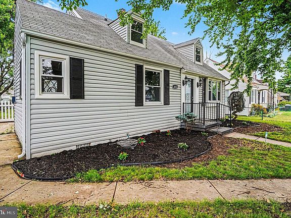 3rd image of 3413 Loganview Dr