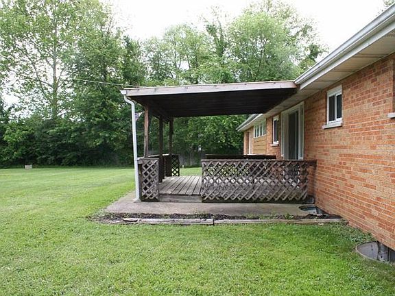 5th image of 774 Connie Ln