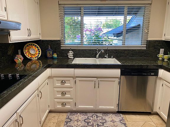 5th image of 1532 McKinnon Ct