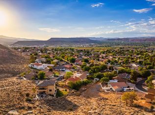926 E Summit Ridge Dr, Saint George, UT 84790