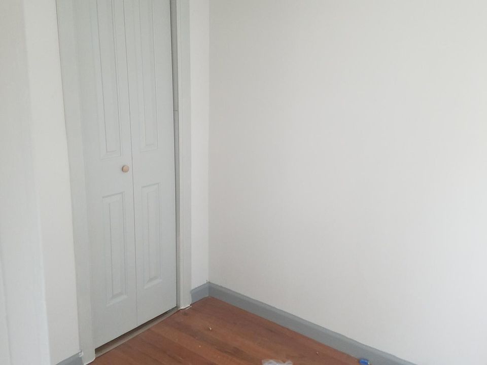 1st image of 318 Saint Pauls Ave #2