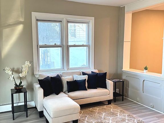 2nd image of 518 Columbus Rd