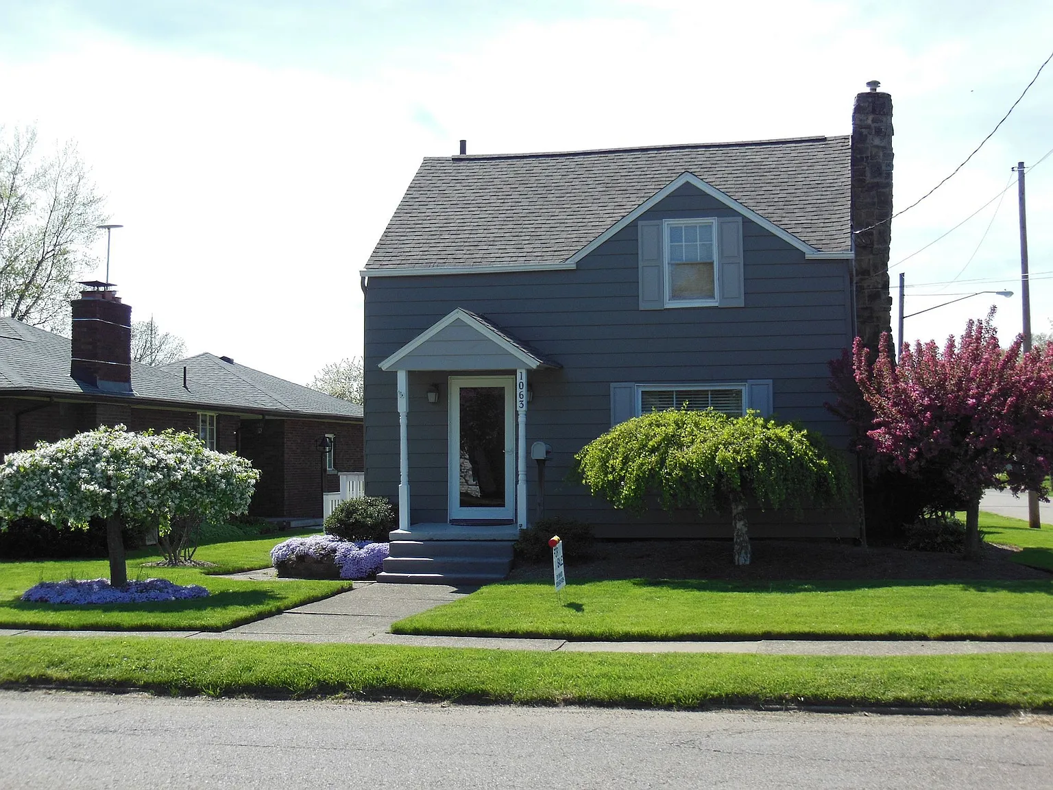 1063 Amherst Rd NE photo 1