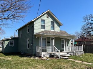 1581 30th Ave, Moline, IL 61265