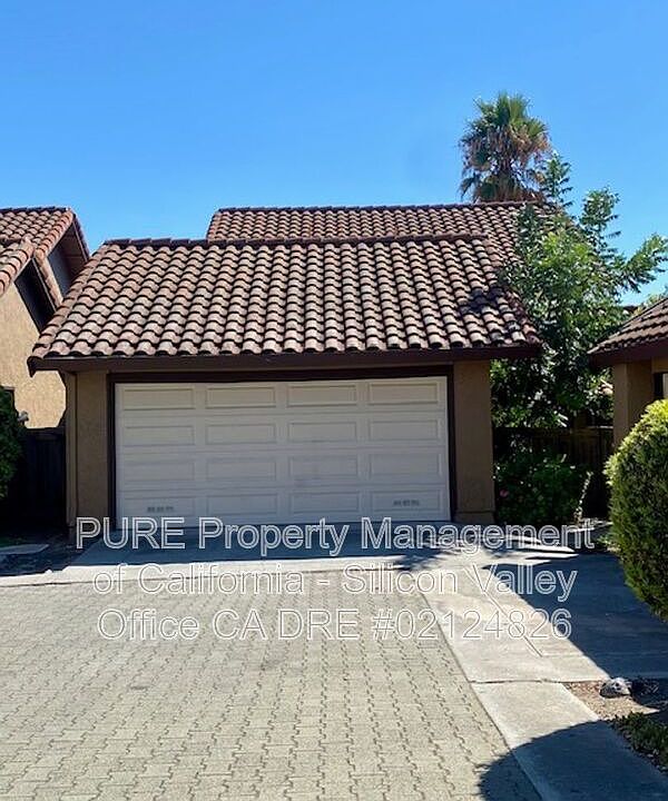 1st image of 334 Otono Ct