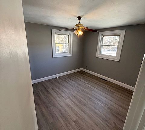2nd image of 38 East St