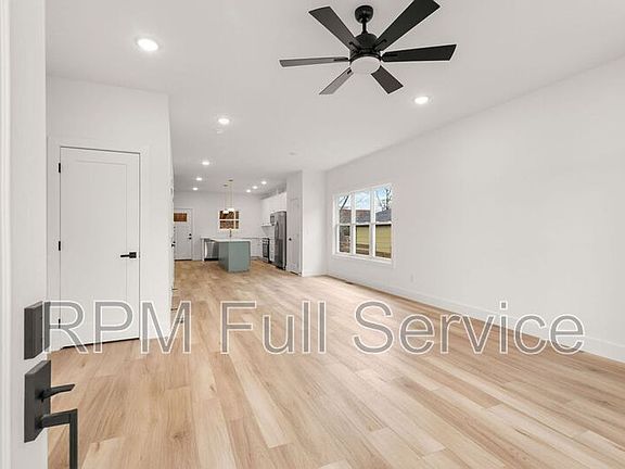 2nd image of 1715B Heiman St