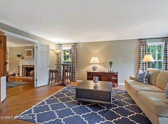 3rd image of 510 Shady Ln