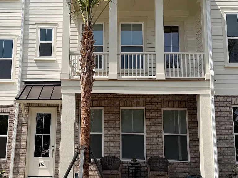 107 Etta Way #107 — Photo 2