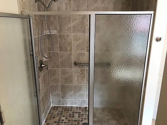 5th image of 6012 Lillypond Way