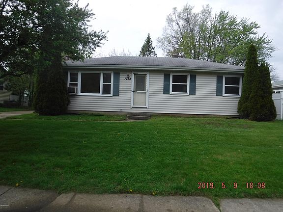 2nd image of 1728 Greenview Ave