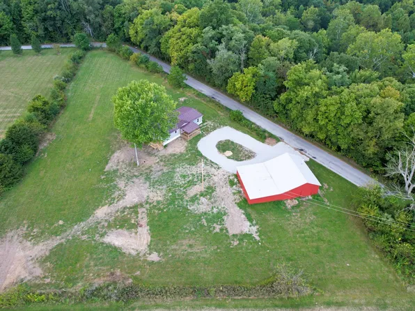 7207 N County Road 600 E, Bainbridge, IN 46105