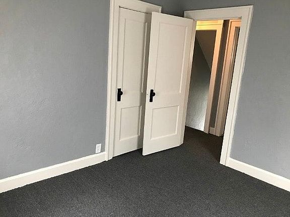4th image of 559 Garfield Pl