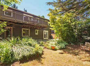 3040 NE 103rd St, Seattle, WA