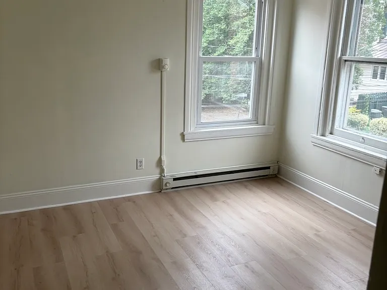 37 S Darlington St — Photo 7