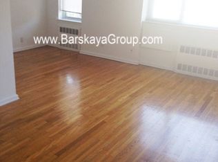 3443 Crescent St APT 5O, Astoria, NY 11106