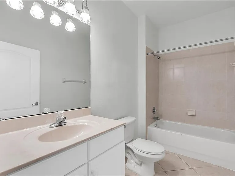 3312 Chapel Creek Cir — Photo 28