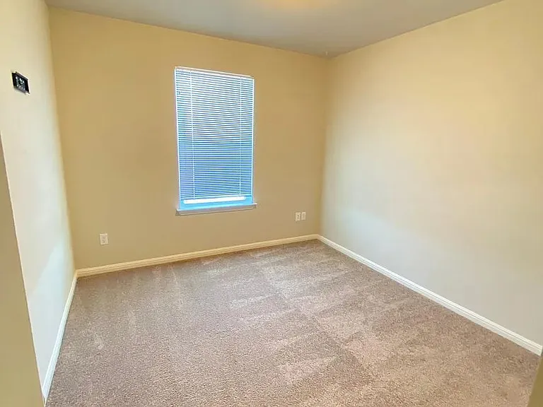 1010 Sand Post Pl — Photo 19