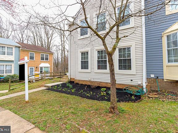 3rd image of 18731 Summer Oak Ct