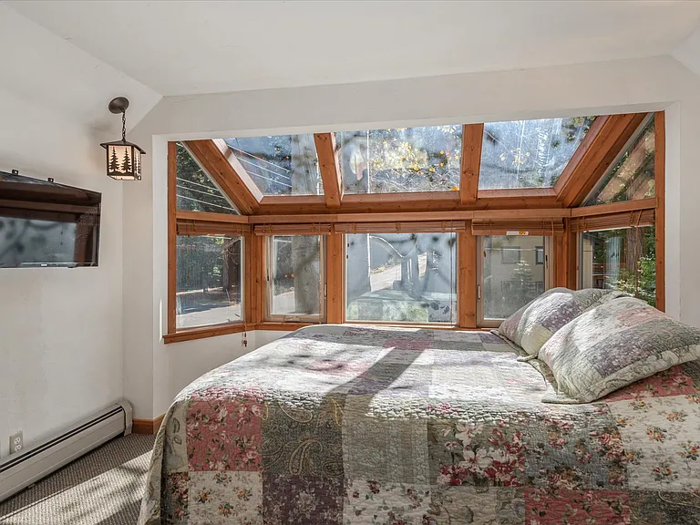 400 Grimsel Pass Rd — Photo 23