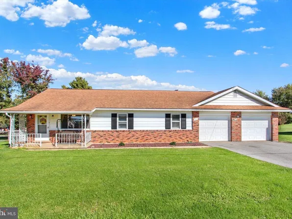 3705 Jefferson Rd, Glen Rock, PA 17327