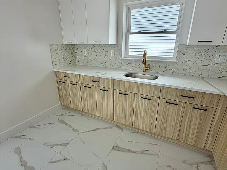 418 Avon Ave #3 — Photo 10