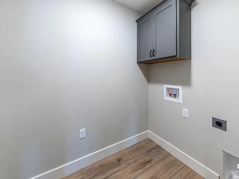 9168 Grammar Ct — Photo 12