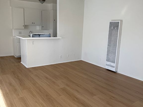 4th image of 8713 Cattaraugus Ave APT 6