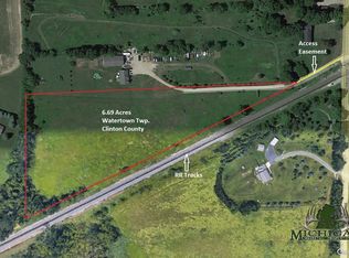 Wacousta Rd, Grand Ledge, MI 48837