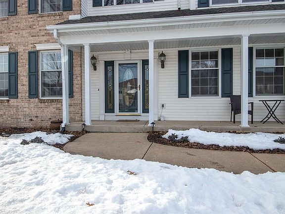 2nd image of 1668 Oakforest Dr